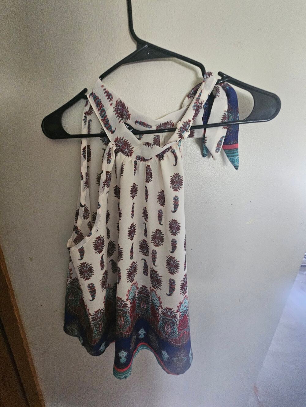 Indulge Paisley Halter Tank Top Size Large Boho Sleeveless Blouse